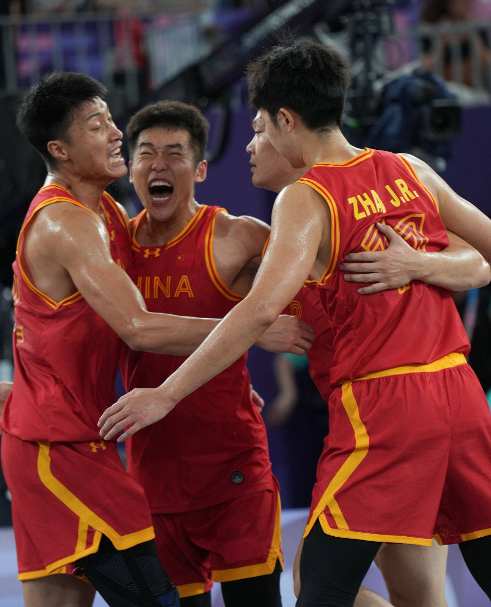 星空体育入口-国内篮球比赛赛程紧凑，运动员备战加紧