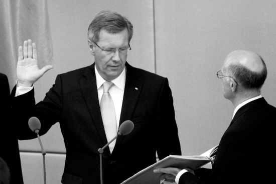 星空官方体育登录入口-柏林联邦队主场惨遭对手反超，盼望保级希望的简单介绍