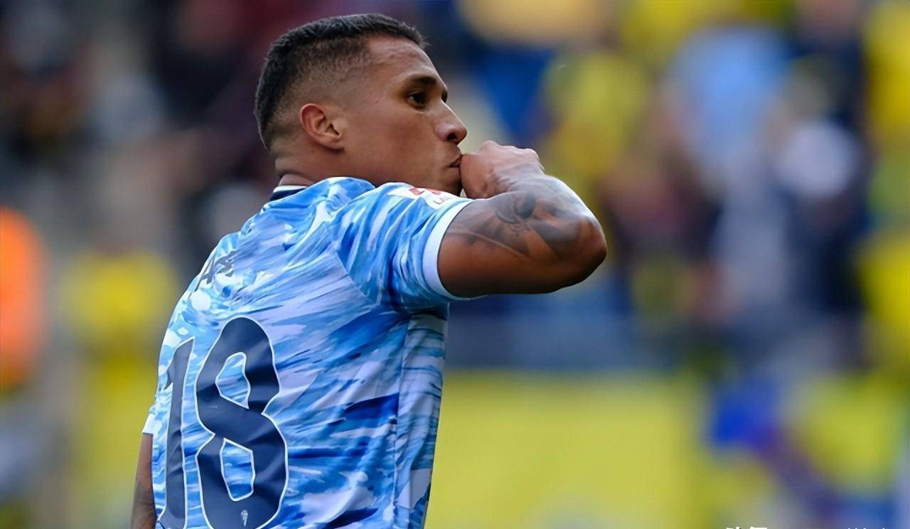 星空体育在线入口-包含格拉纳达首发出现变化，试图改变颓势的词条