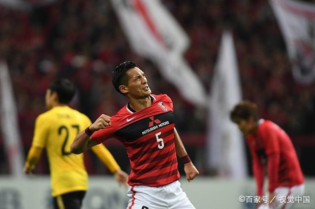 星空体育官方入口-关注联赛：冠军之争点燃激烈火爆